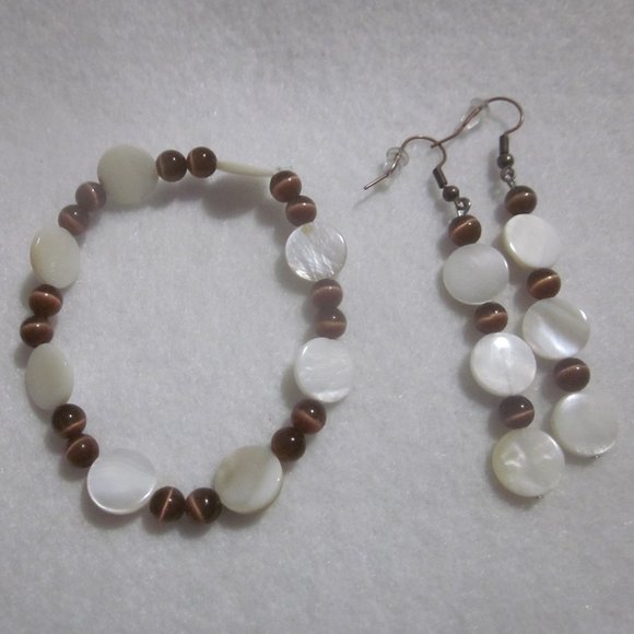 Handmade Brown and Cream Stretch Bracelet & Earring Set - Picture 1 of 7